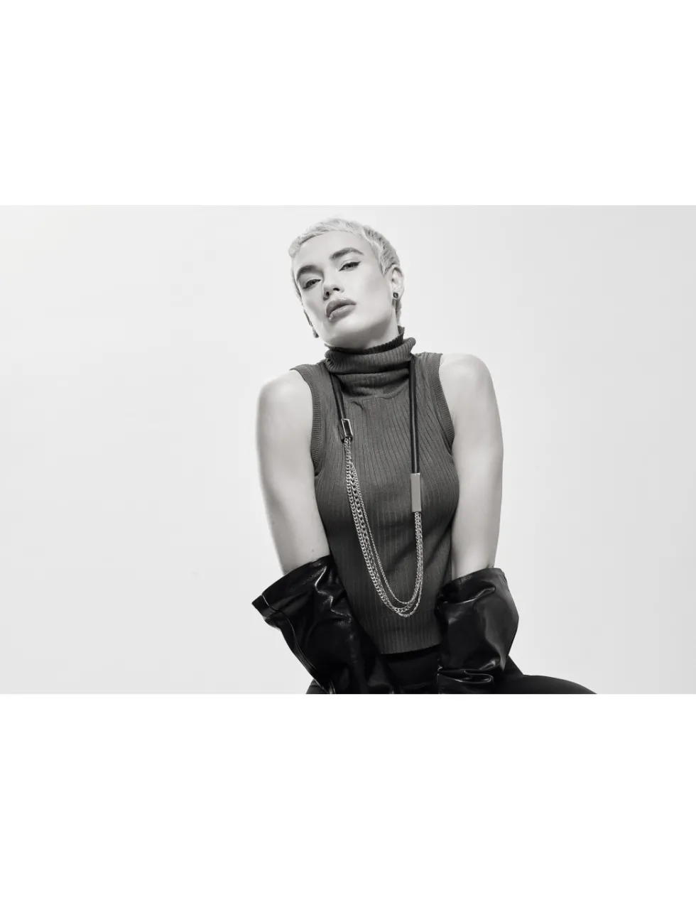 Moora Długi naszyjnik ze skóry oraz stali szlachetnej* Naszyjniki | Nowości