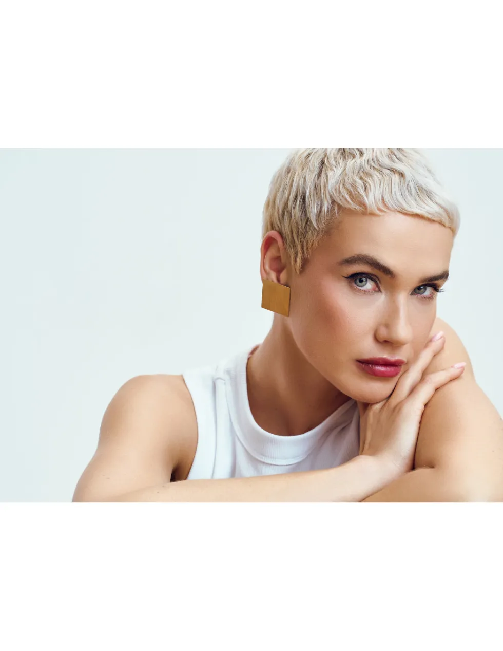 Moora Kolczyki kwadraty ze stali szlachetnej. Stare złoto.* Kolczyki | Nowości