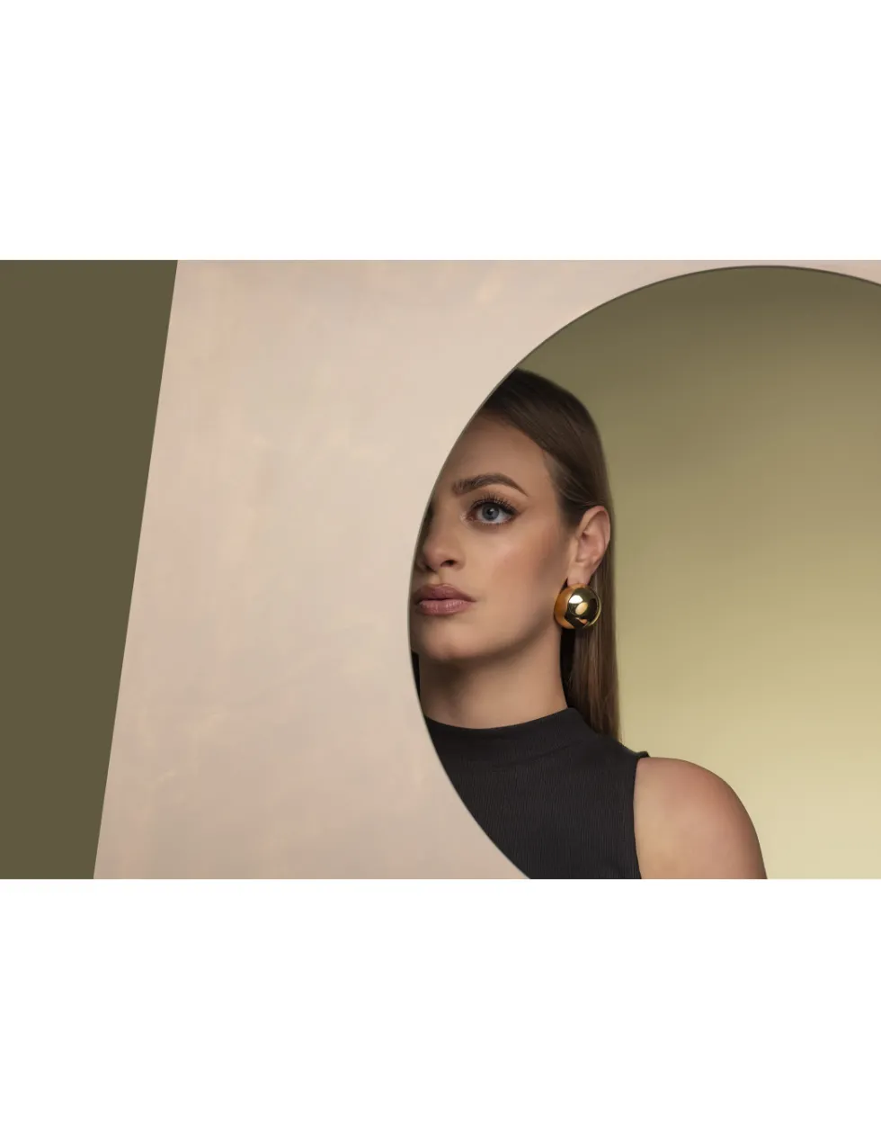 Moora Lekkie kolczyki półkule z pozłacanej stali szlachetnej* Kolczyki