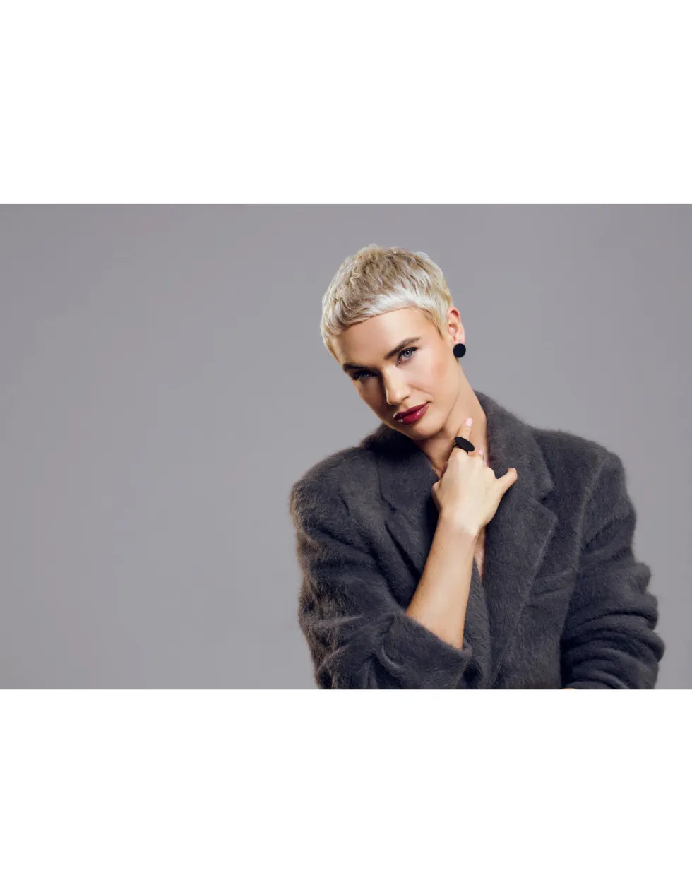 Moora Minimalistyczne kolczyki czarne matowe koła* Kolczyki | Nowości