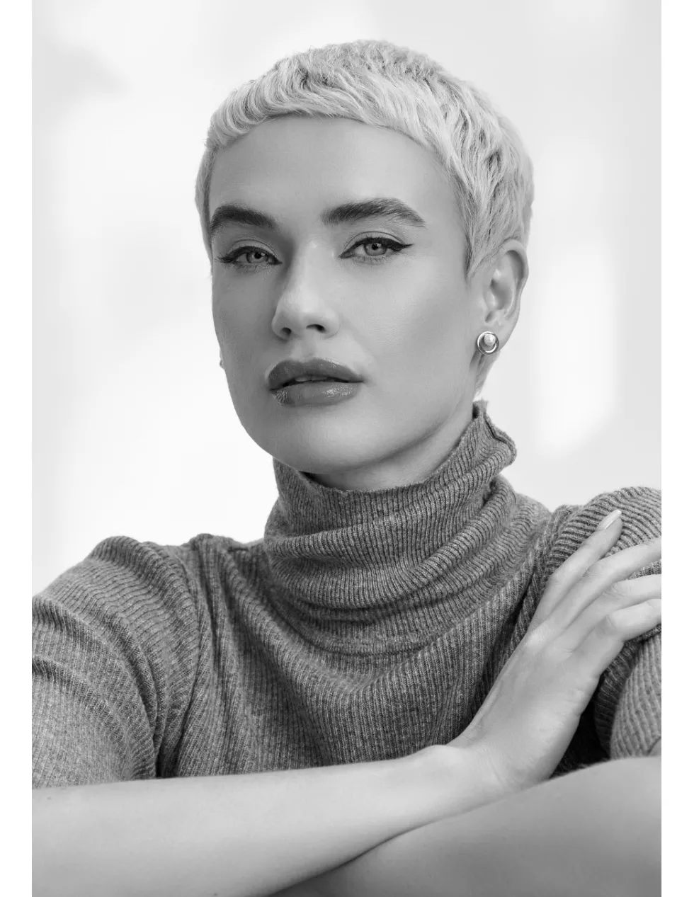 Moora Minimalistyczne pozłacane kolczyki z białą perłą* Kolczyki | Nowości