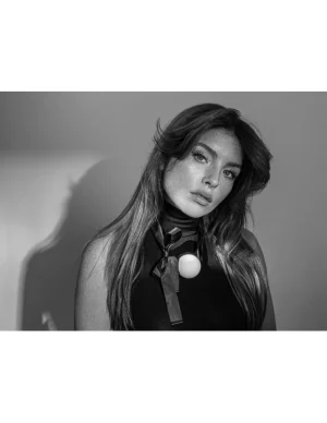 Moora Naszyjnik ręcznie malowana biała duża KULA* Naszyjniki