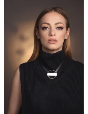 Moora Prosty i nowoczesny naszyjnik ze skóry oraz stali* Naszyjniki